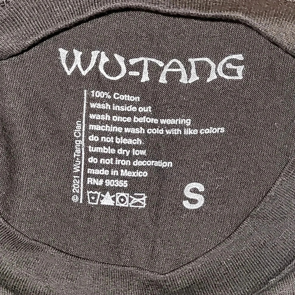 NWT WU-TANG men's small black shirt with original W symbol LOT A6 - Picture 3 of 3